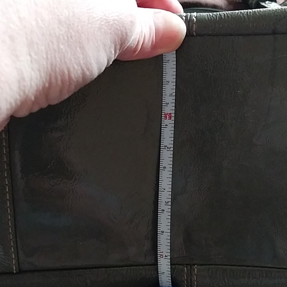 Coach F13761 Patent Leather Satchel W/ Dust Bag - Picture 11 of 12